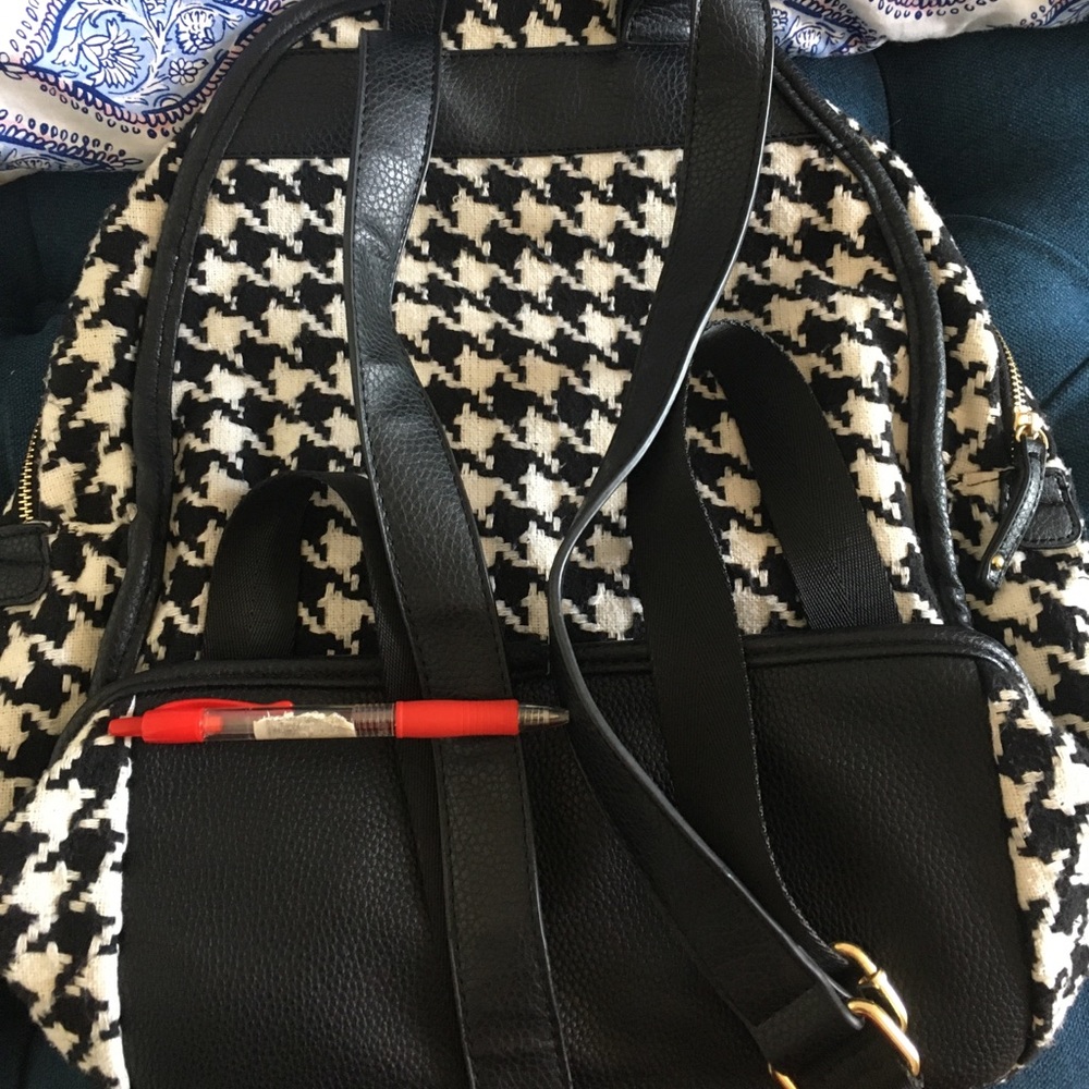 Backpack - Picture 3 of 3